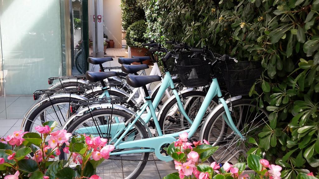 Acasamia Welchome Hotel Rimini Kültér fotó